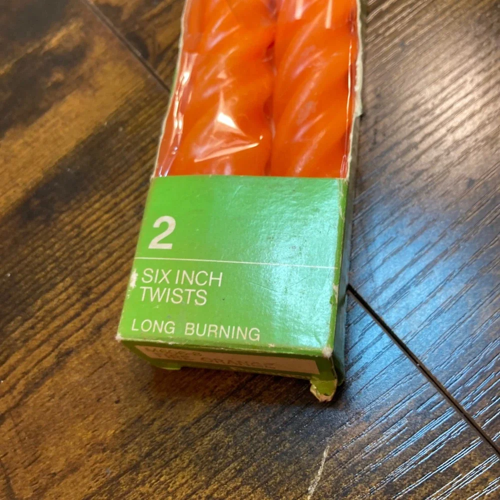 Vintage Paragon Fire Orange 6 Inch Twist Taper Candles 2 Pack M606-8 Retro Decor